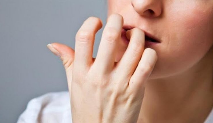 Morderse las uñas, ¿es malo para la salud?